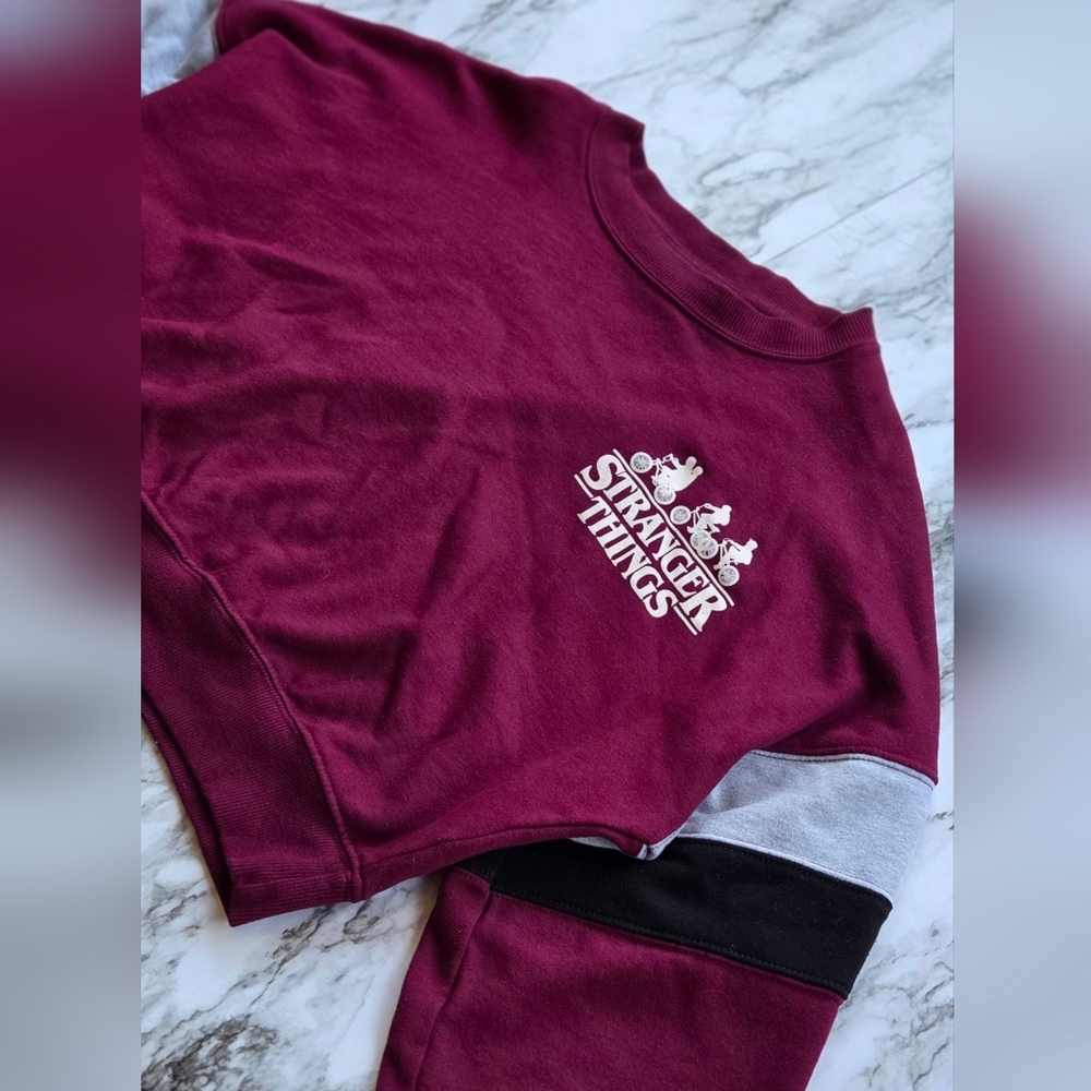 Stranger Things Cropped Sweatshirt